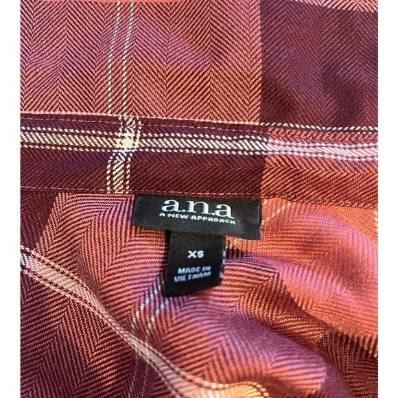 🟠A.N.A Plaid Button-Down Shirt – Size XS - Picture 3 of 4